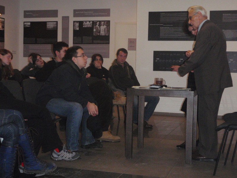 holocaust-survivor